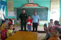 Chàng sĩ quan có tấm lòng nhân ái